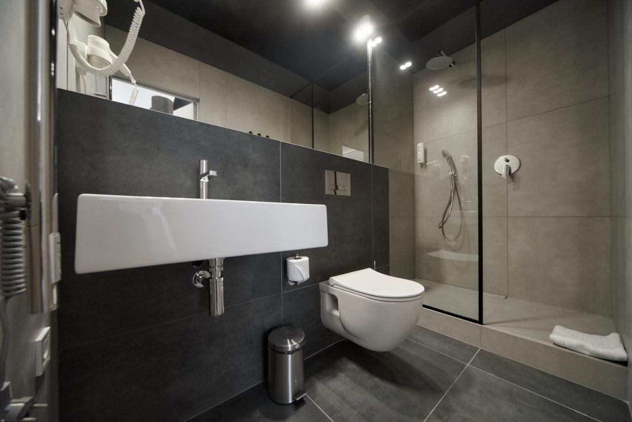 Atmosfera Hotel Odessa Eksteriør billede