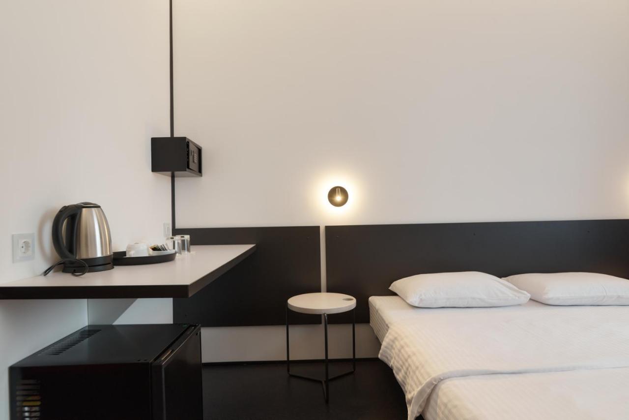 Atmosfera Hotel Odessa Eksteriør billede